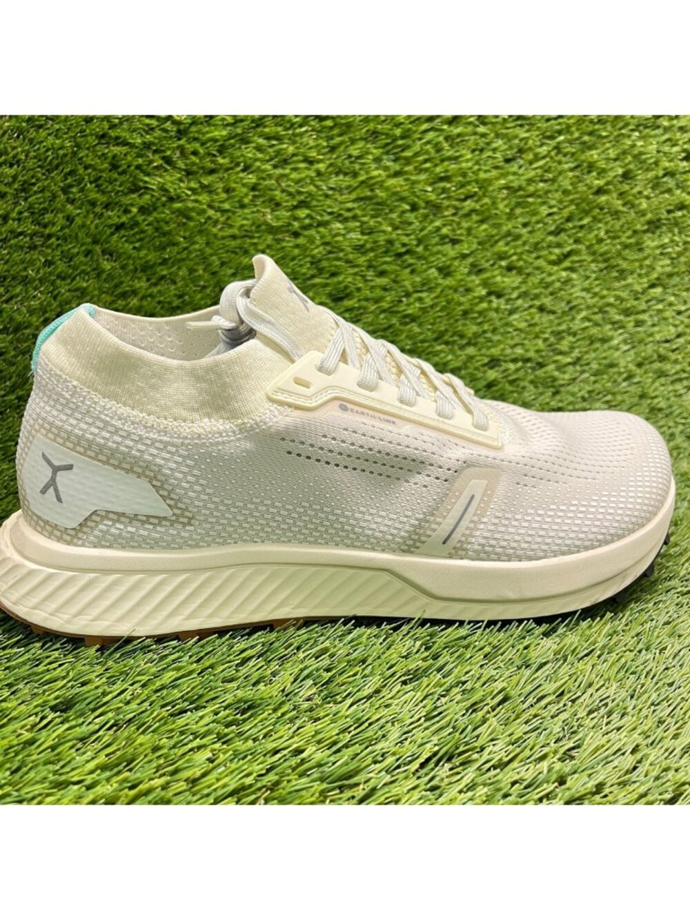 Flux Footwear Adapt Trail Runner Ivory Mens Size 11 Athletic Running Knit Shoes